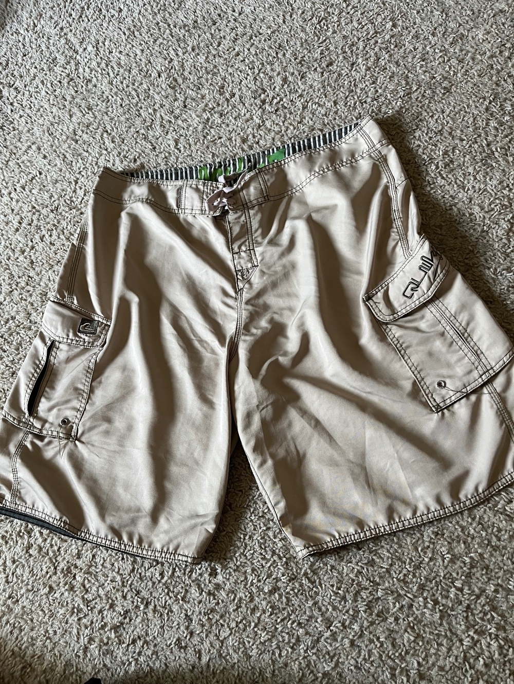 Quiksilver Vintage Y2K Tan Cargo Board Shorts Size 38